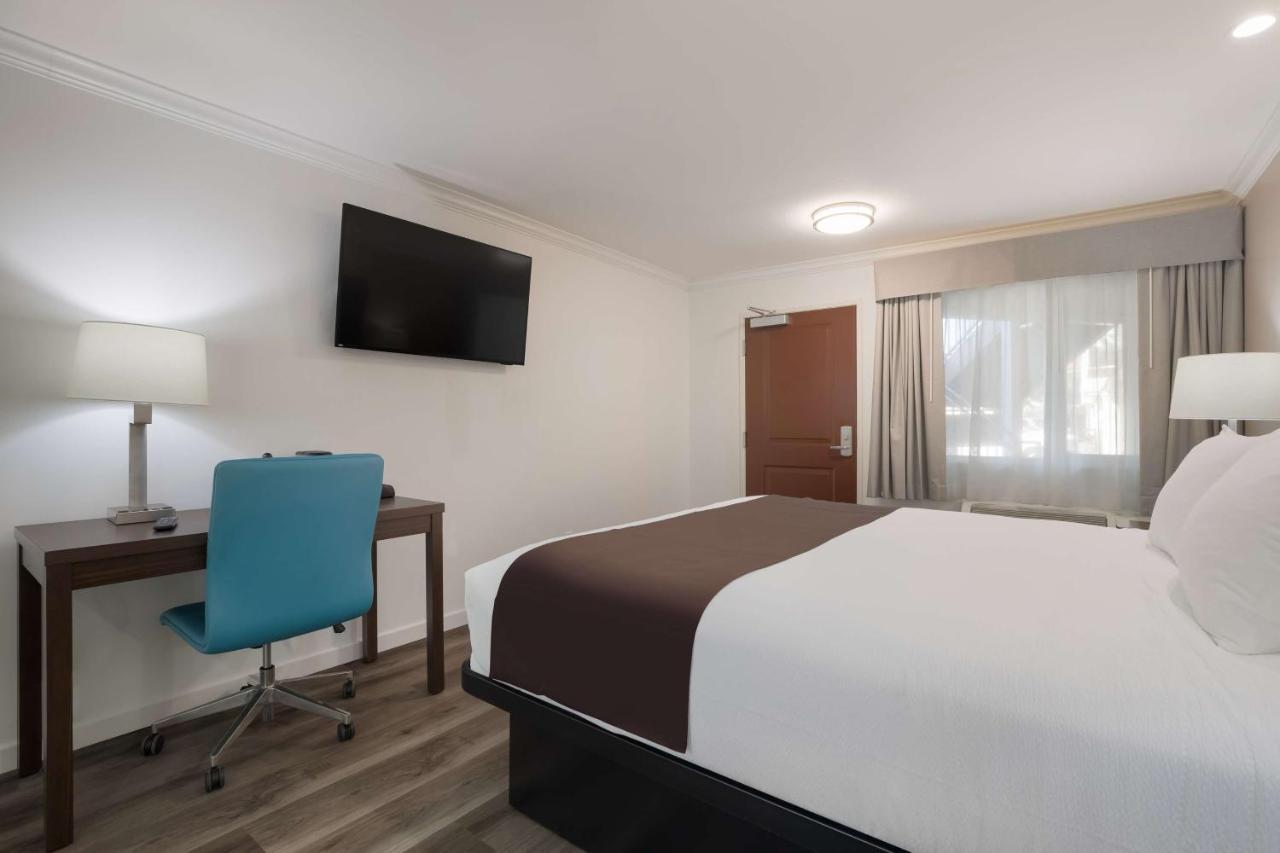 Surestay Plus Hotel By Best Western Upland - Ontario North Exterior photo