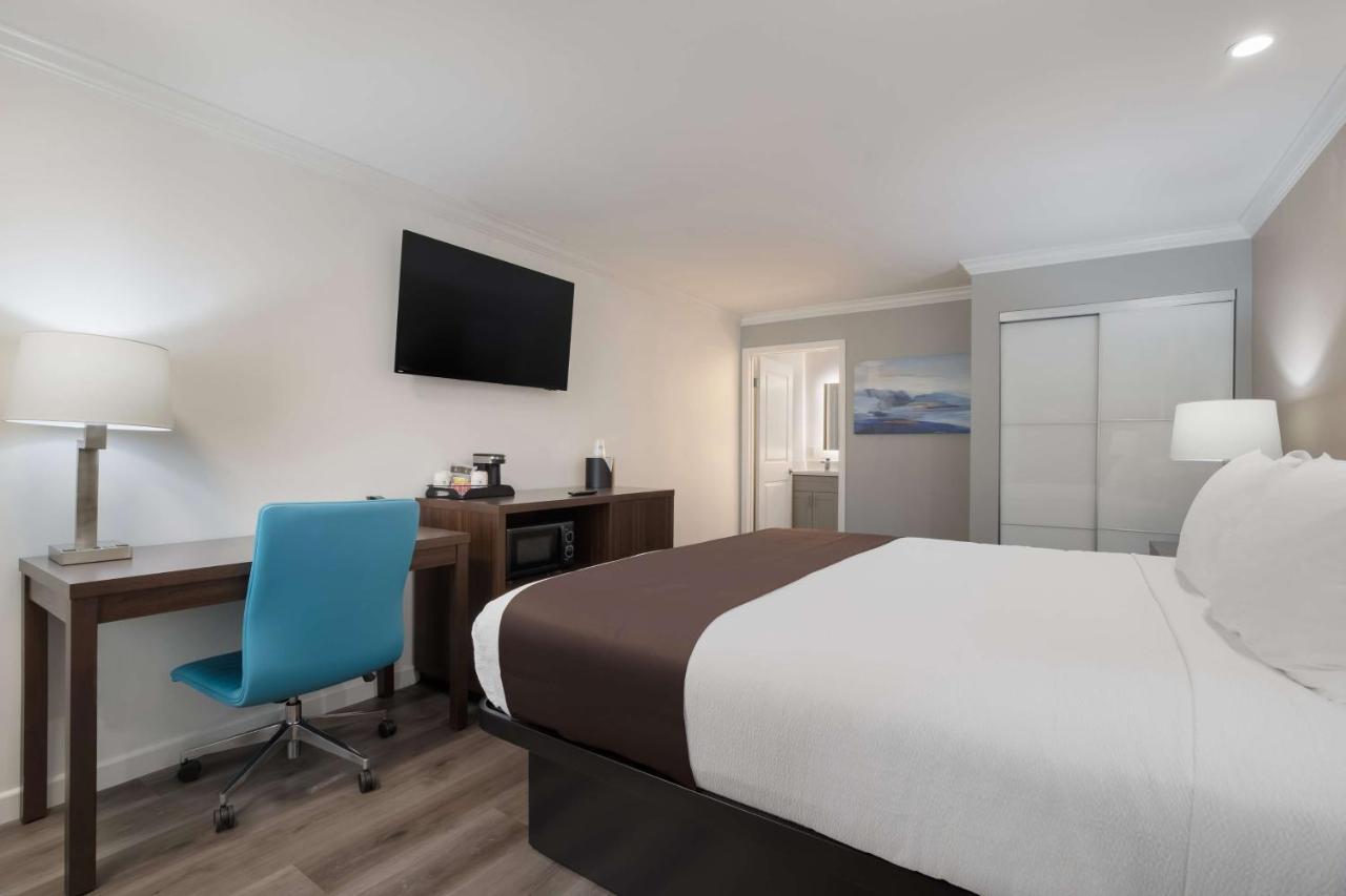 Surestay Plus Hotel By Best Western Upland - Ontario North Exterior photo