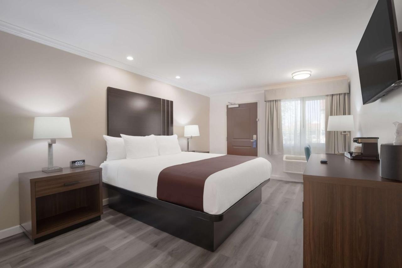 Surestay Plus Hotel By Best Western Upland - Ontario North Exterior photo