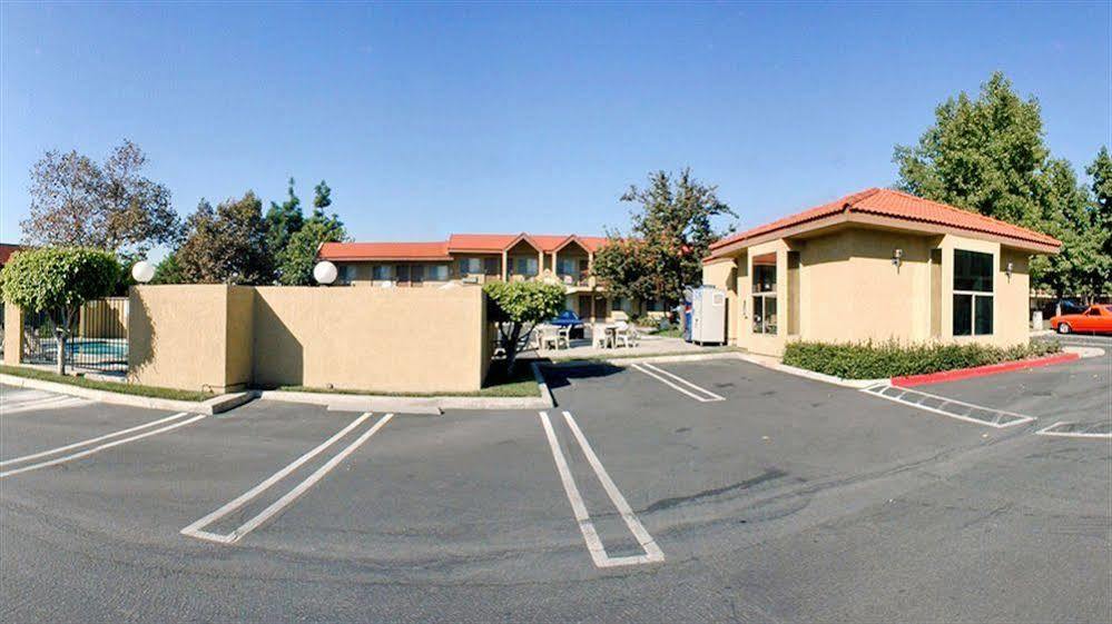 Surestay Plus Hotel By Best Western Upland - Ontario North Exterior photo